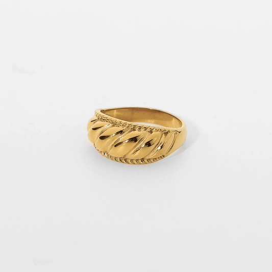 Ella Croissant Ring - Pura Jewels