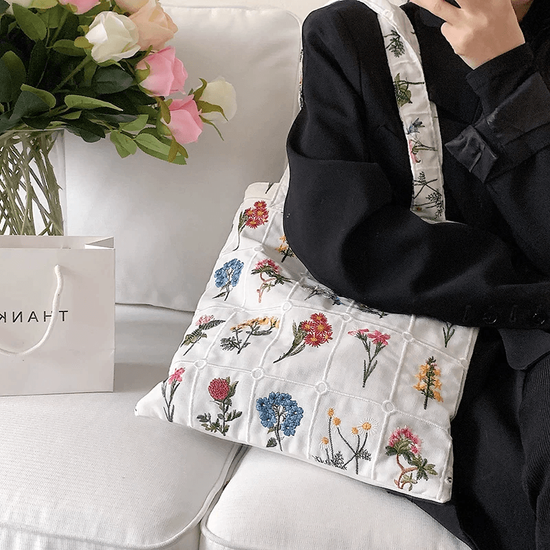 Blooming Beauty Embroidered Shoulder Bag - Pura Jewels