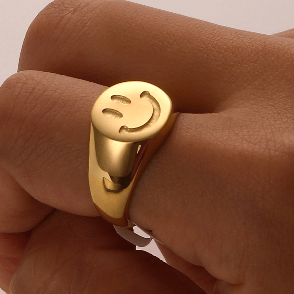 Smiley Face Ring - Pura Jewels