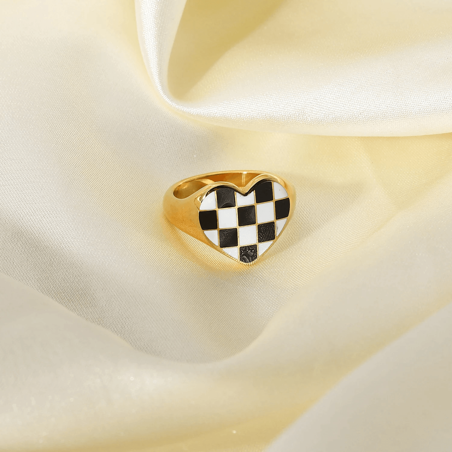 Checker Heart Ring - Pura Jewels