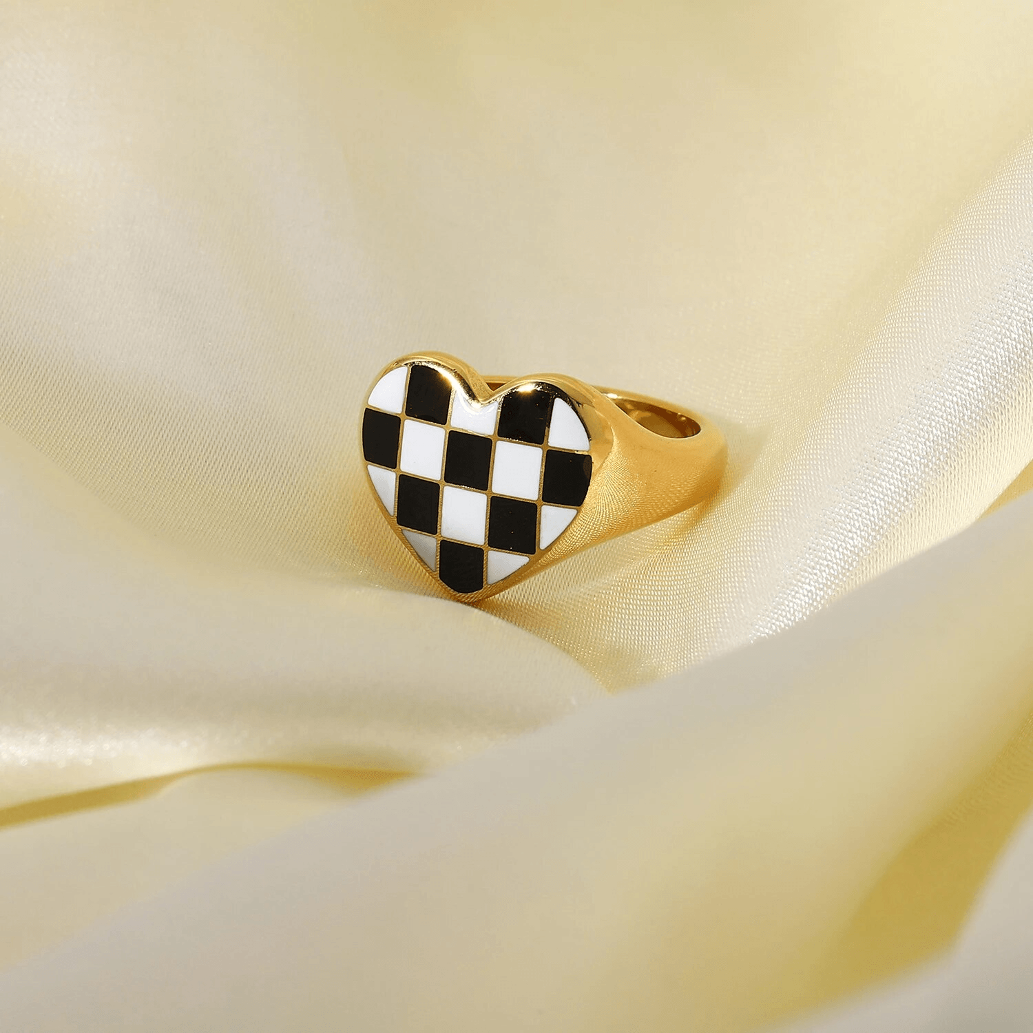 Checker Heart Ring - Pura Jewels