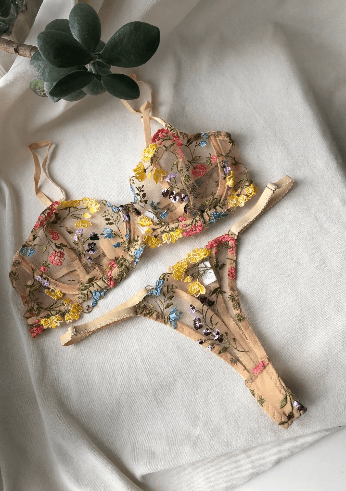 Sunny Floral Lingerie Set – Pura Jewels