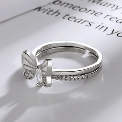 Pearly Butterfly Ring (Set of 2) - Pura Jewels