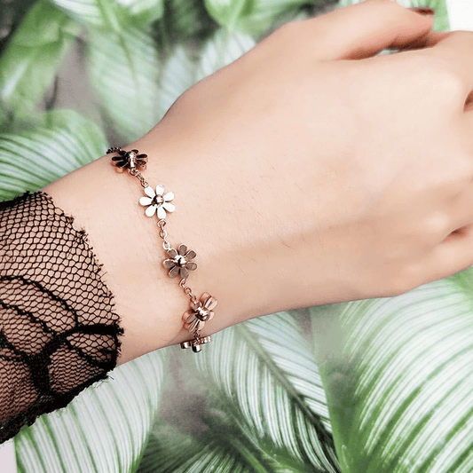 Daisy Bracelet - Pura Jewels